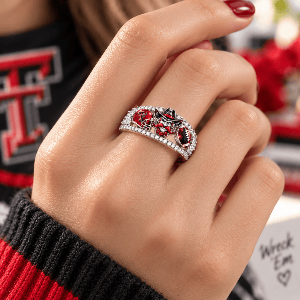 TTRR Premium Charm Pavé Statement Ring NTNA