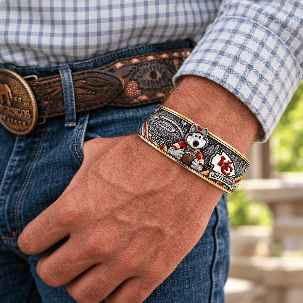 KCC SCULPTED COLLECTOR CUFF BRACELET HQH